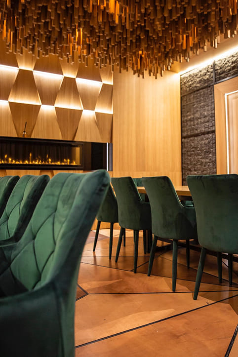 Sophisticated furniture solutions for Aura Restaurant by Yavorina