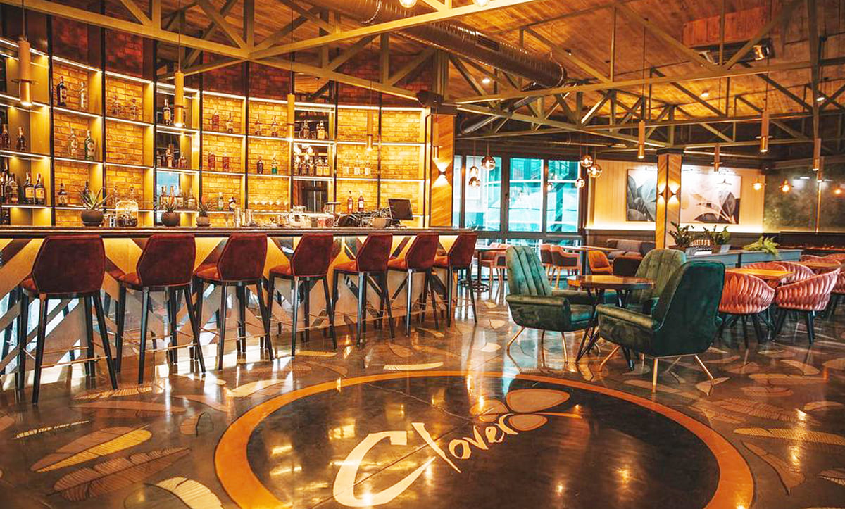 Clover Family Restaurant Custom Furniture by Yavorina - yavorina.com.ua