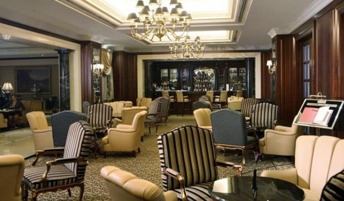 Custom-designed armchairs at Intercontinental Hotel's Lobby Bar - yavorina.com.ua