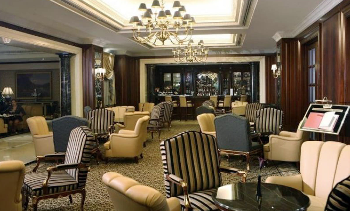 Custom-designed armchairs at Intercontinental Hotel's Lobby Bar - yavorina.com.ua