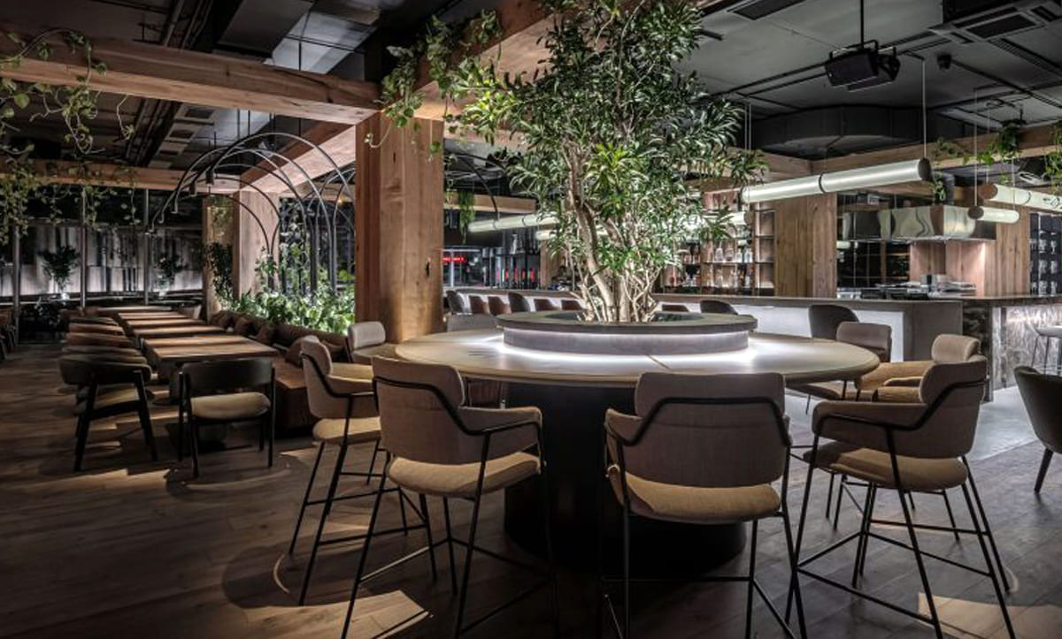 Stylisah wooden chairs by Yavorina in Par Bar Restaurant - yavorina.com.ua
