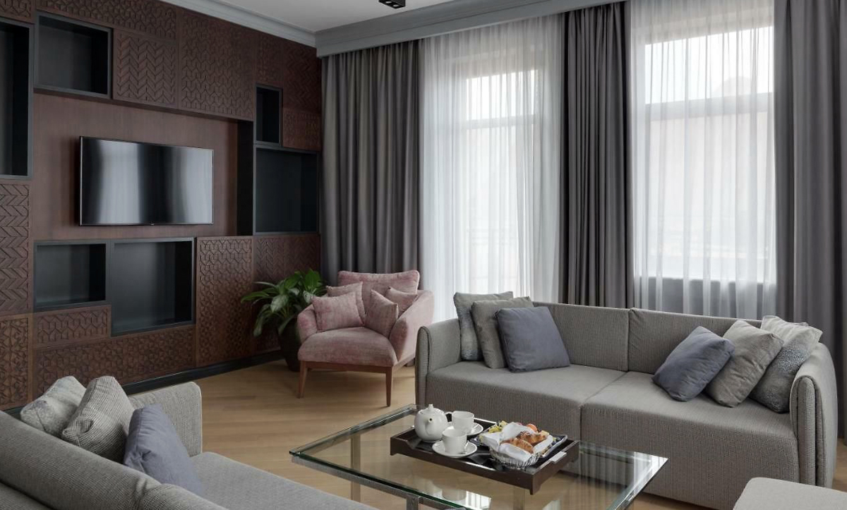 Custom-designed sofa in Riviera House Hotel suite - yavorina.com.ua