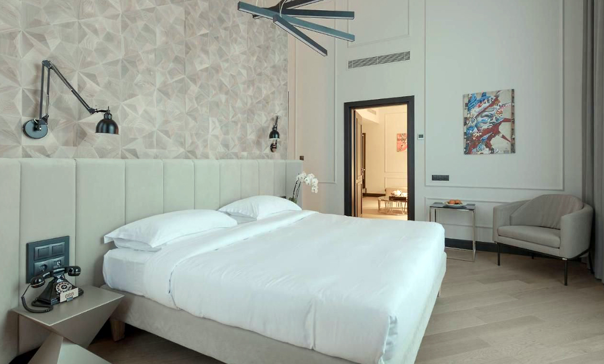 Handcrafted chairs in Riviera House Hotel suite - yavorina.com.ua