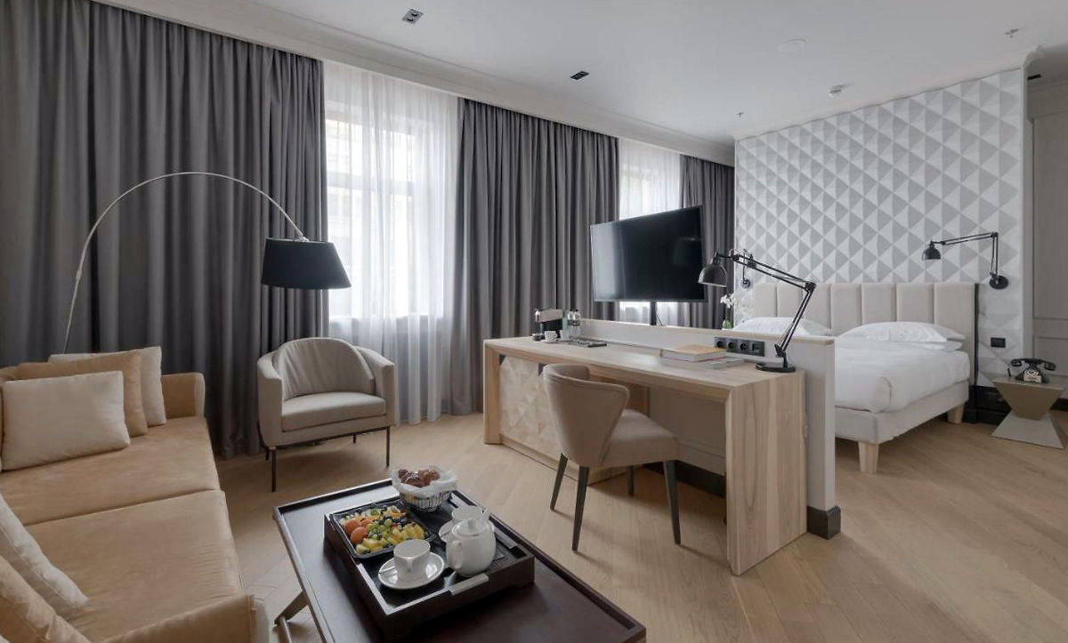 Designer sofas in Riviera House Hotel meeting room - yavorina.com.ua