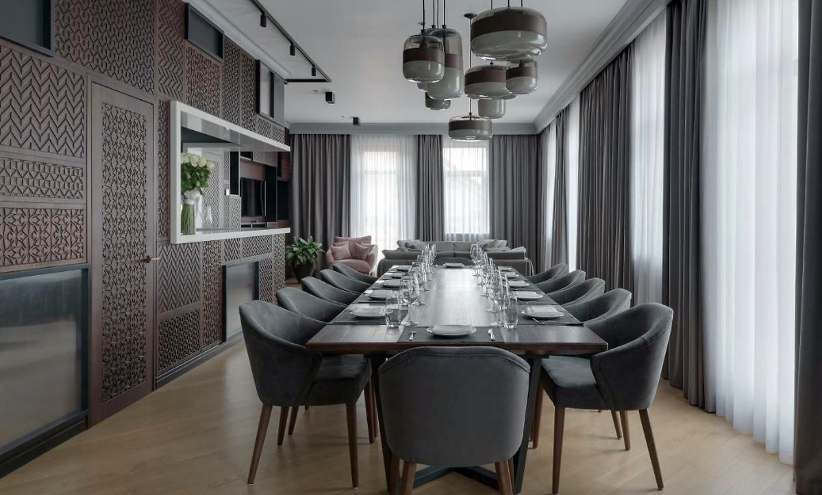 Exclusive armchairs in Riviera House Hotel reception area - yavorina.com.ua