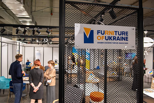 exhibition-stand-with-ukraine-poland-02-min.jpg