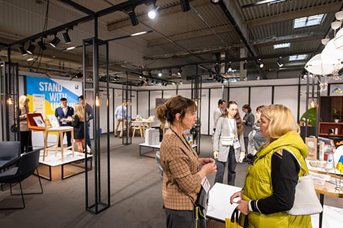 exhibition-stand-with-ukraine-poland-03-min