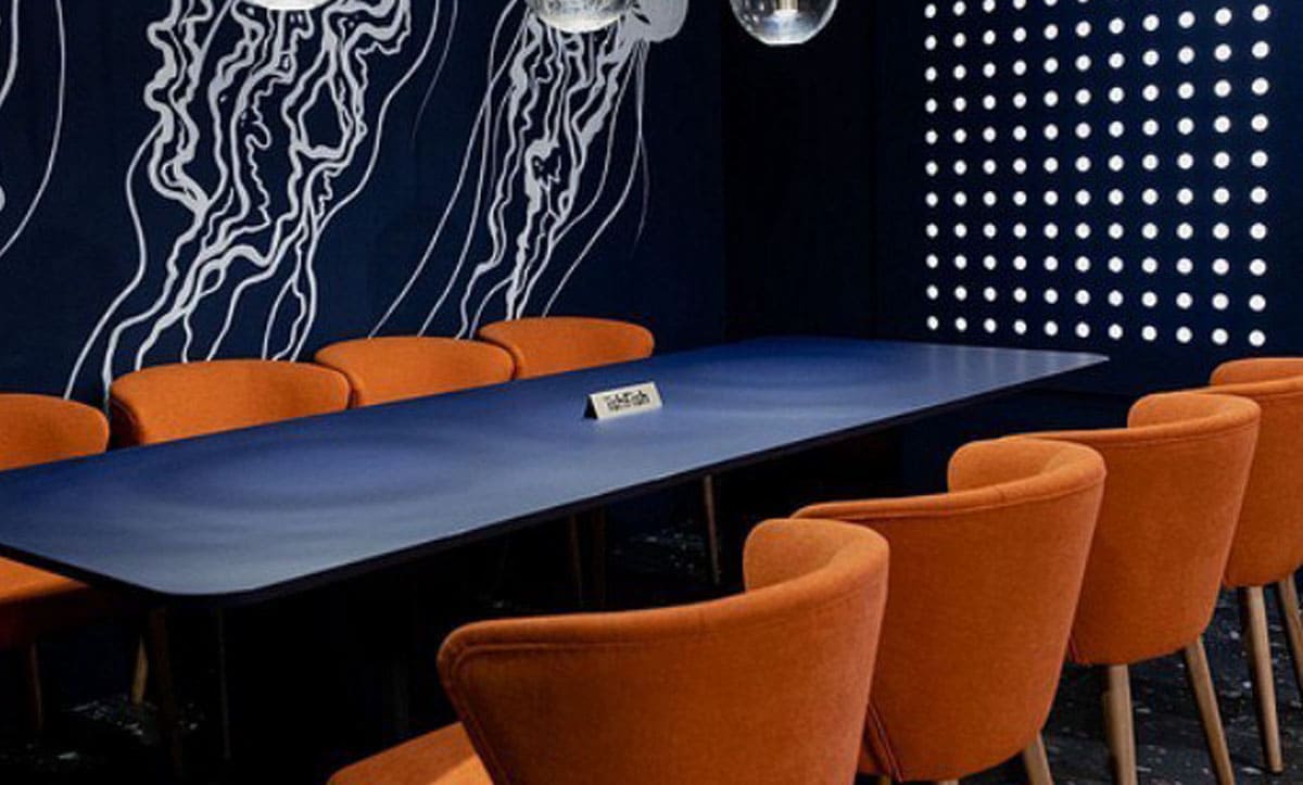 Custom-made armchairs in Ishfish Restaurant by Yavorina - yavorina.com.ua