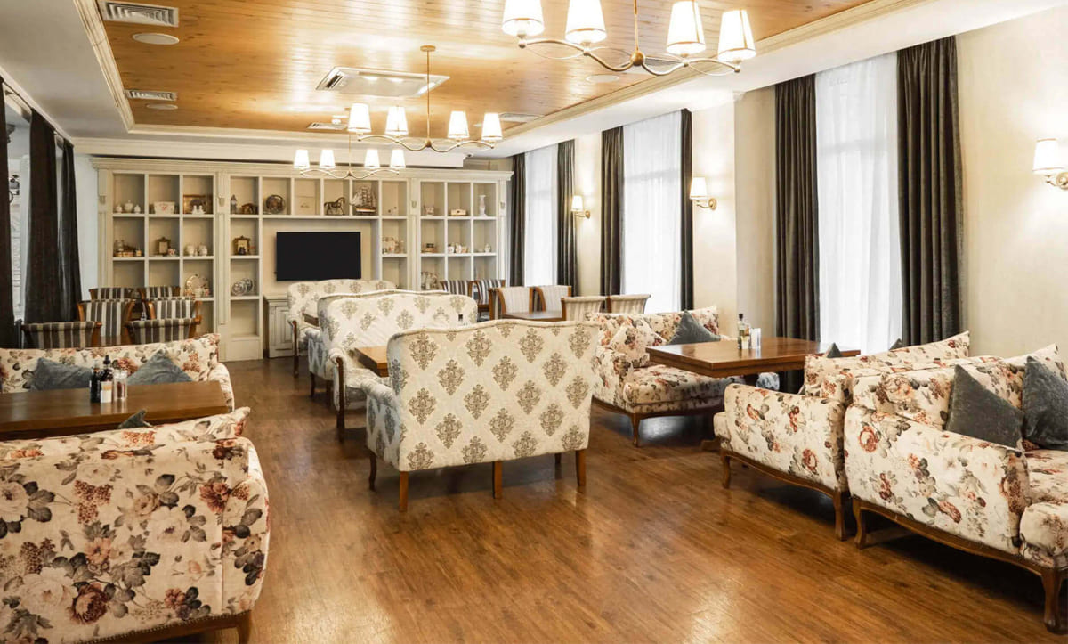 Custom-designed bar area at Orly Park Restaurant with Yavorina furniture - yavorina.com.ua