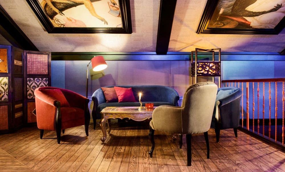 Sophisticated Vavilon-01 in a cozy space - yavorina.com.ua