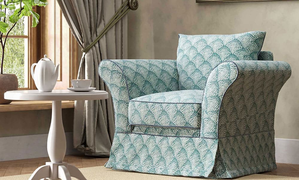 Stylish PROVANCE armchair in a classic setting - yavorina.com.ua