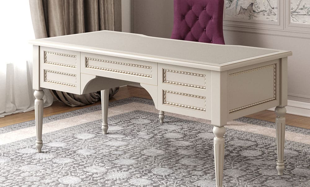 Elegant desk Classic-02 with decorative milling - yavorina.com.ua