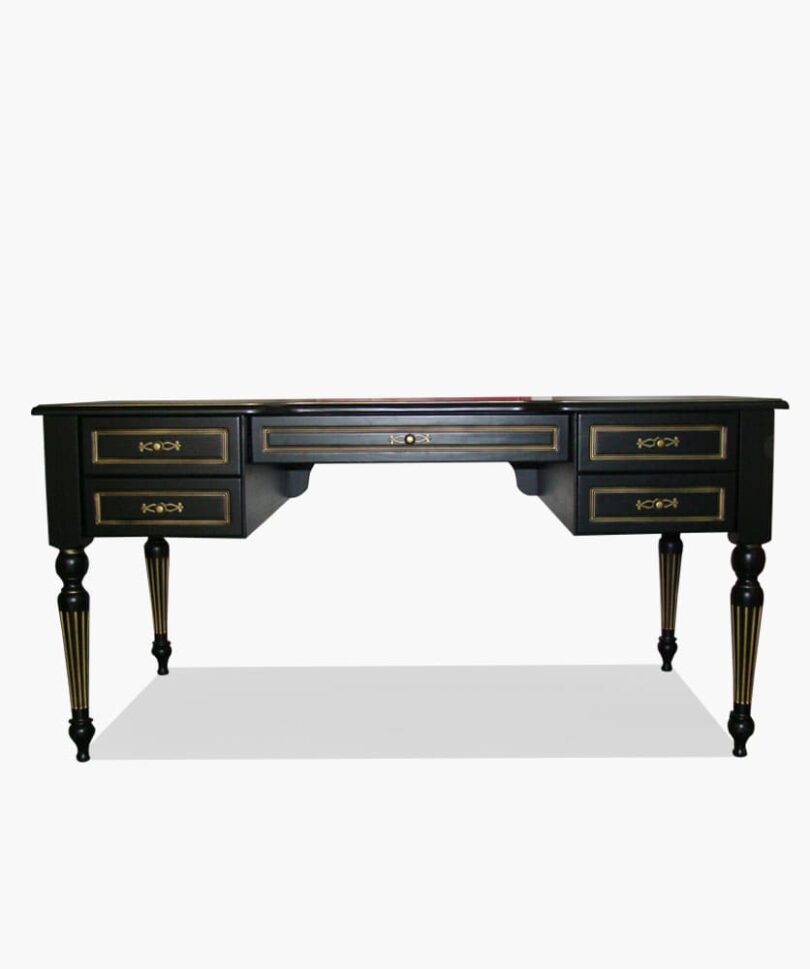 Office Writing Desk CLASSIC-02 with decorative milling - yavorina.com.ua